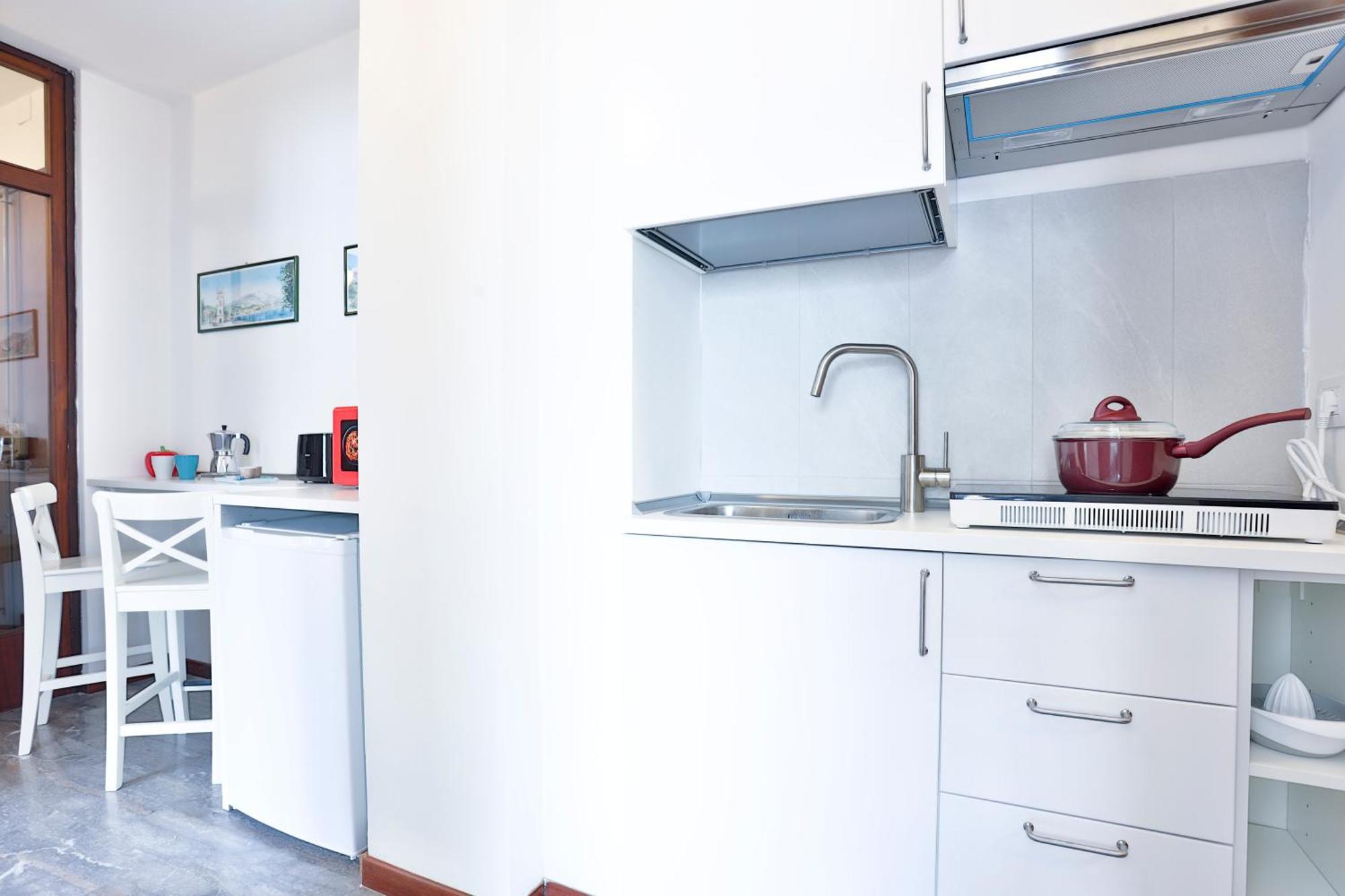 Lo - Piazza Della Concordia & Sea View Apartment Salerno
