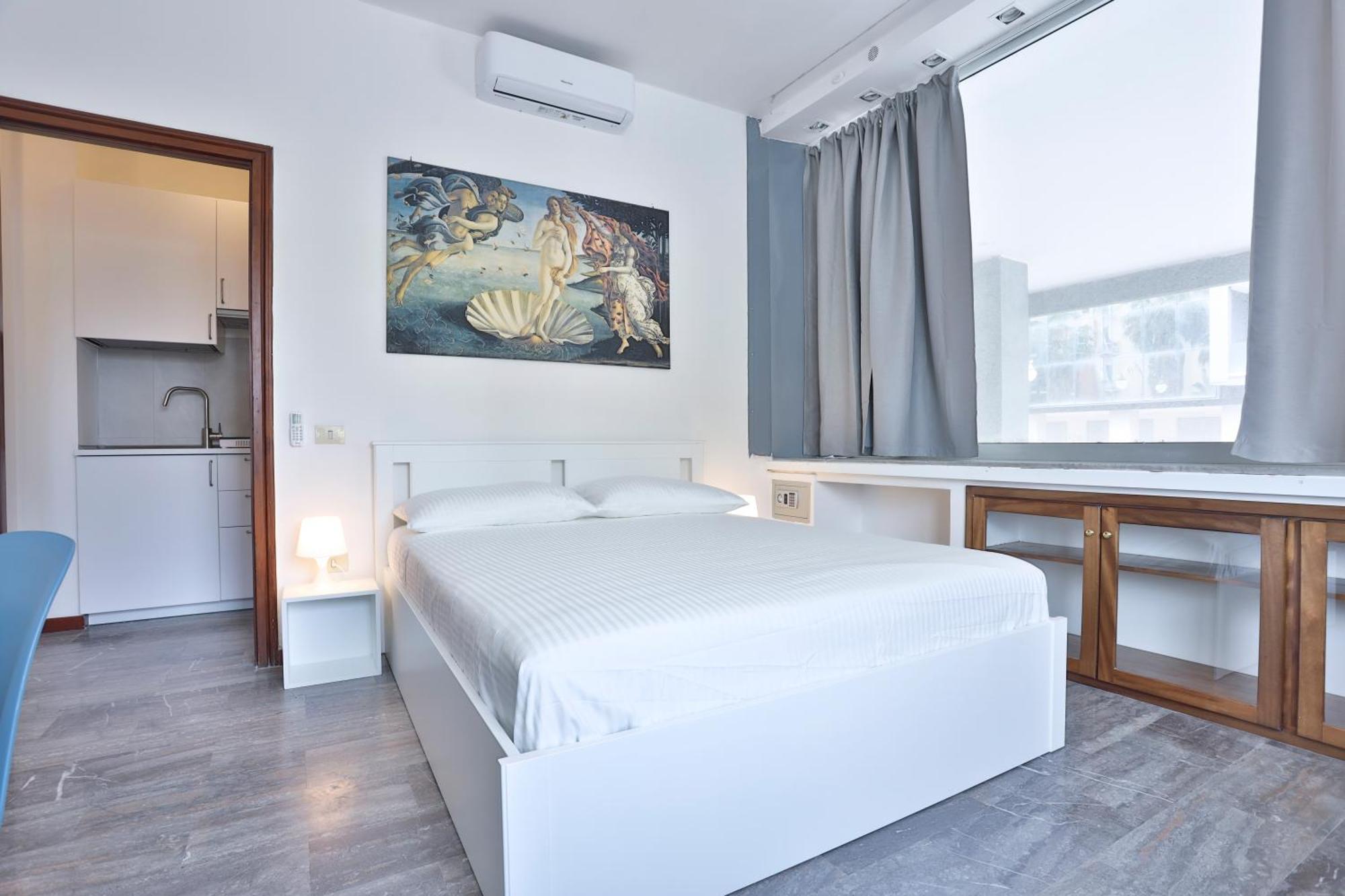 Lo - Piazza Della Concordia & Sea View Apartment