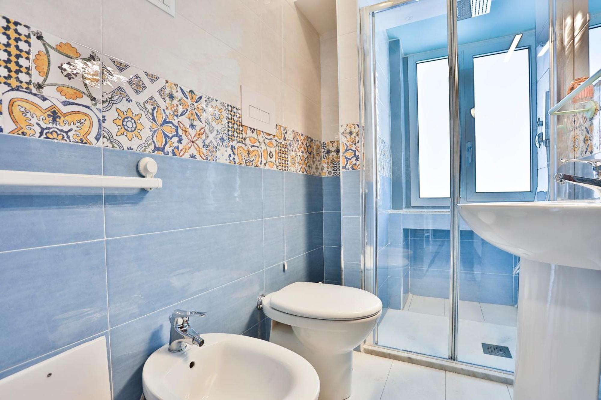 Lo - Piazza Della Concordia & Sea View Apartment Salerno
