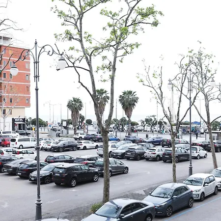 Lo Studio - Piazza Della Concordia & Sea View Apt Salerno Exterior foto