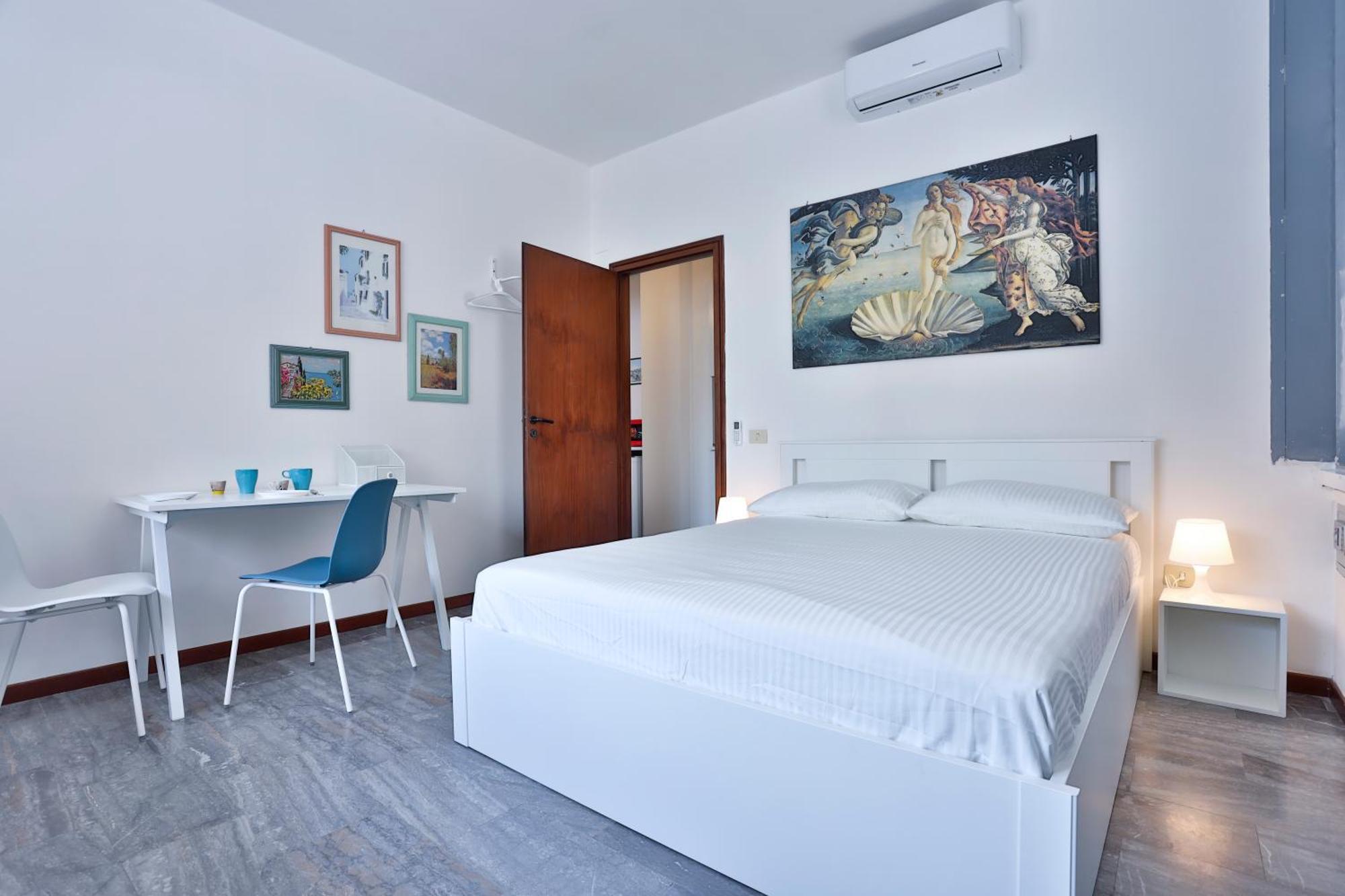 Lo - Piazza Della Concordia & Sea View Apartment *